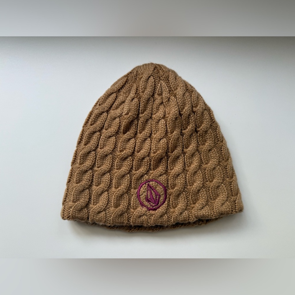 Volcom Cable Knit Beanie/Toque